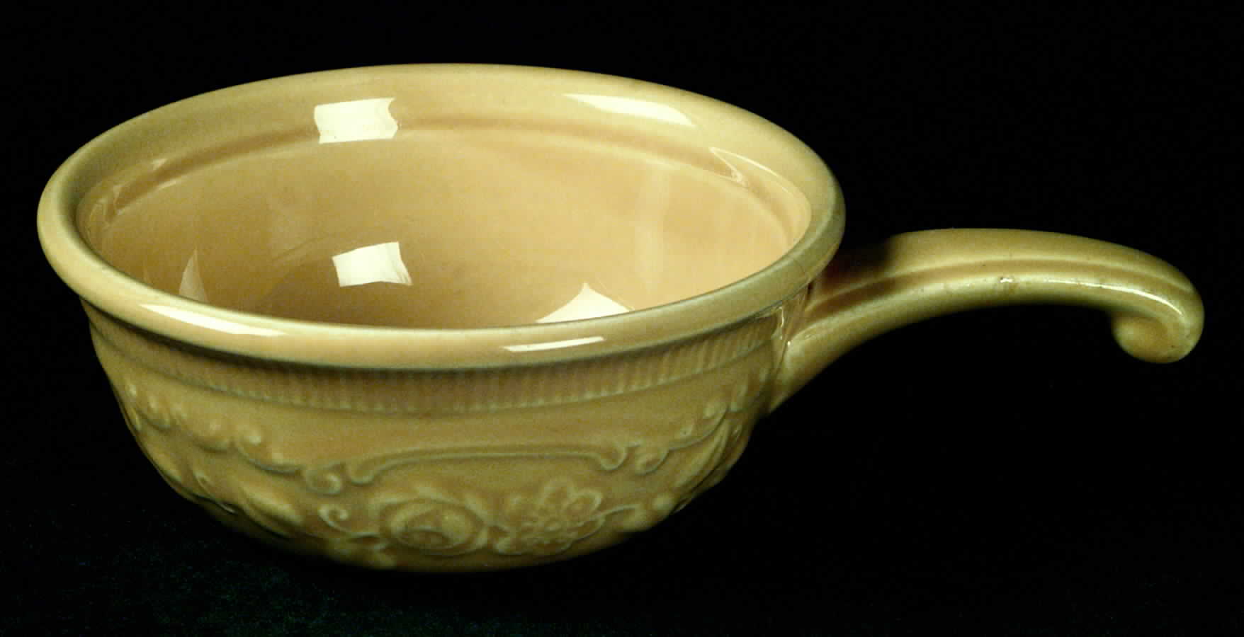 Oven Serve Yellow 8 Oz Handled Open French Casserole by Homer Laughlin -1