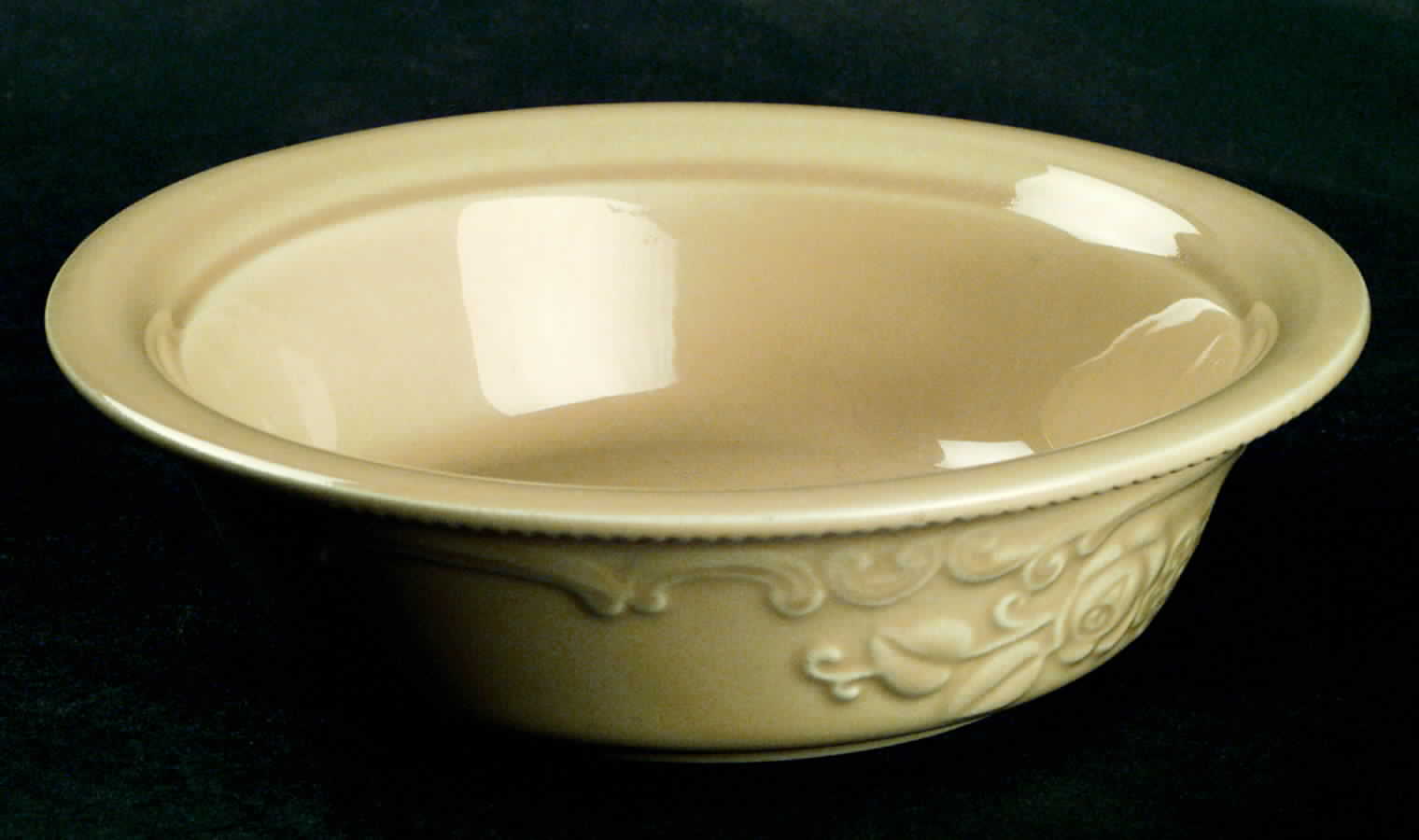 Oven Serve Yellow Rim Fruit/Dessert (Sauce) Bowl by Homer Laughlin -1