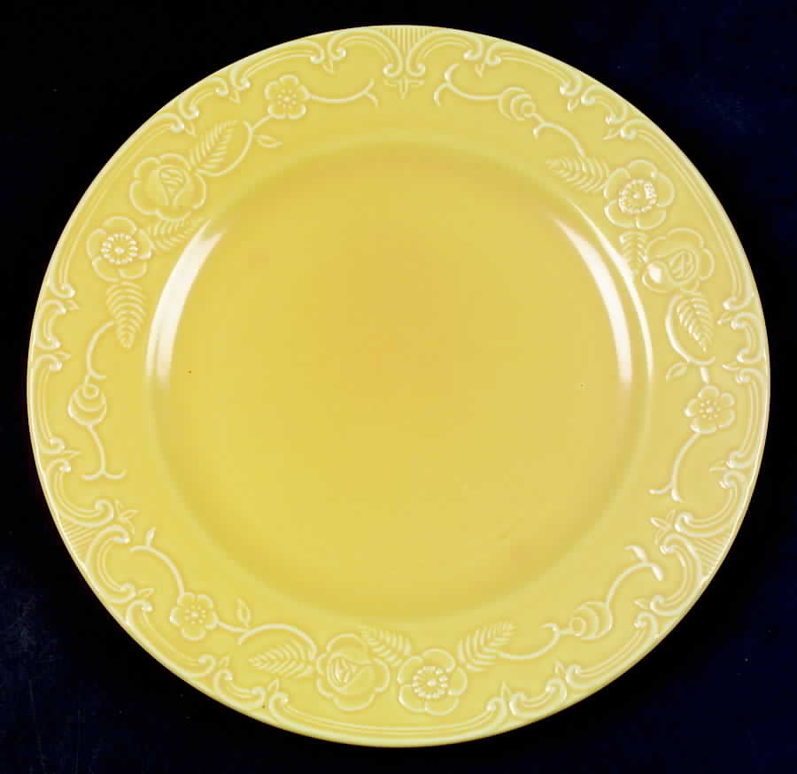 Oven Serve Yellow Dinner Plate by Homer Laughlin -1
