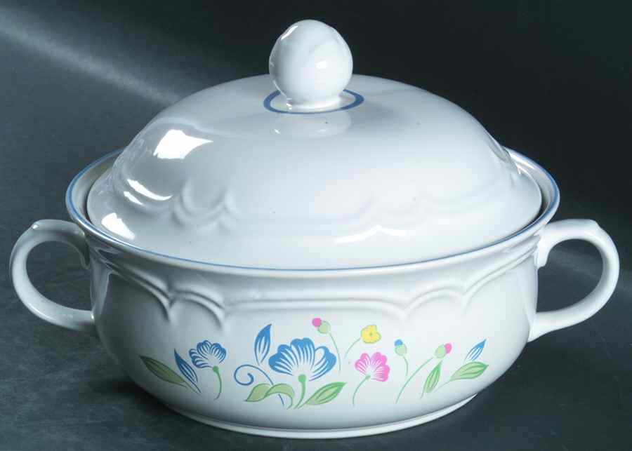 Floral Expressions (Japan, No Center) Round Covered Vegetable by Hearthside-1