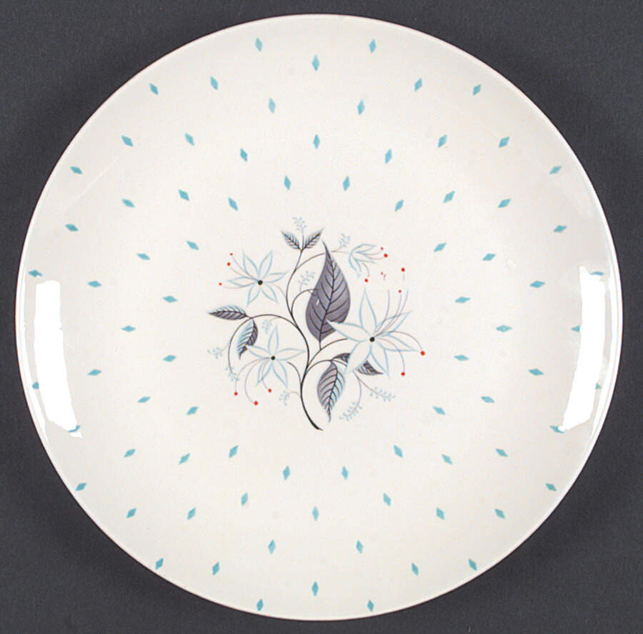 HLC935 Dinner Plate by Homer Laughlin -1