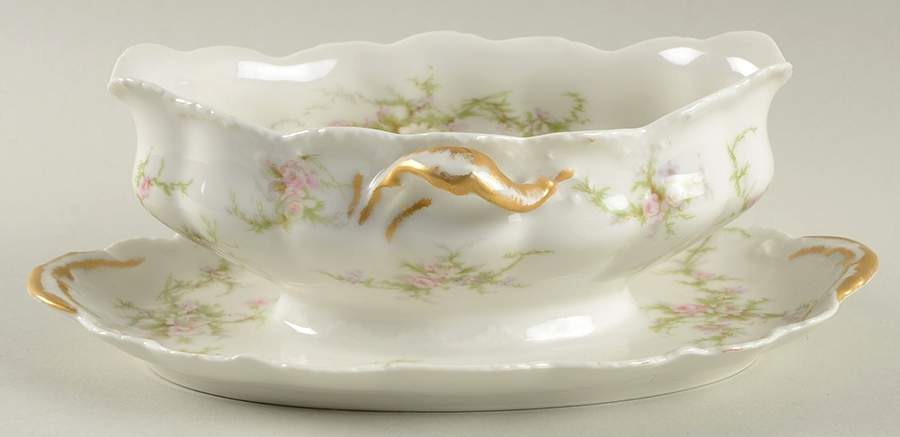 Schleiger 154k Gravy Boat with Attached Underplate by Haviland-1