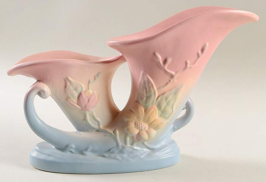Magnolia (Matte) Double Cornucopia by Hull-1