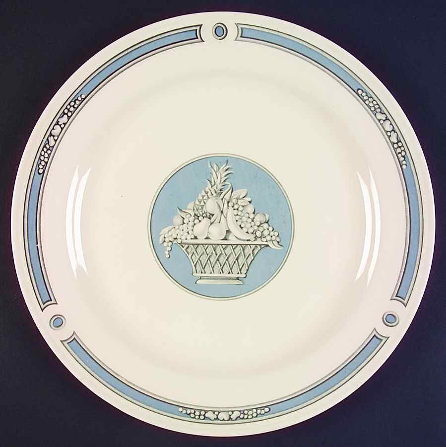 Della Robia Dinner Plate by Homer Laughlin -1