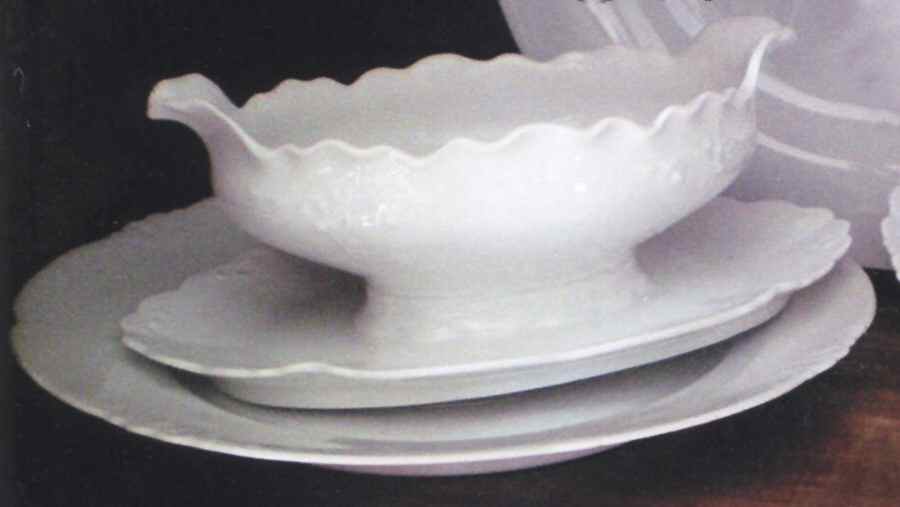 HAB35 Gravy Boat with Attached Underplate by Habsburg-1