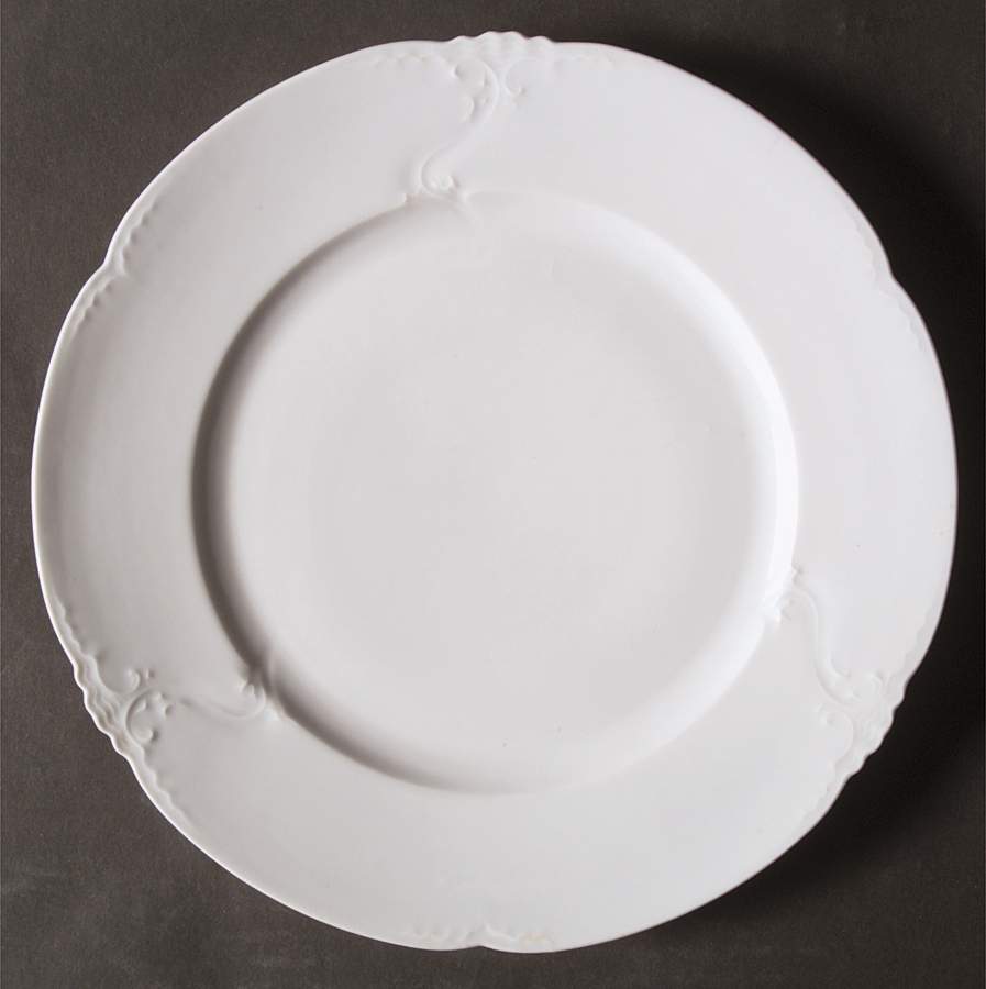 HAB35 Dinner Plate by Habsburg-1