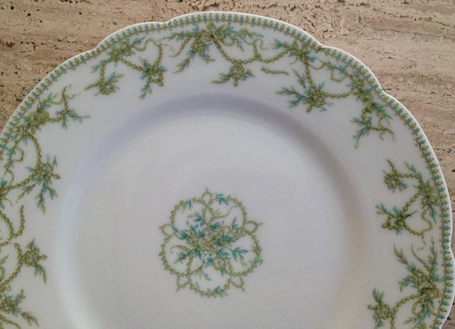 Schleiger 718c Dinner Plate by Haviland-1