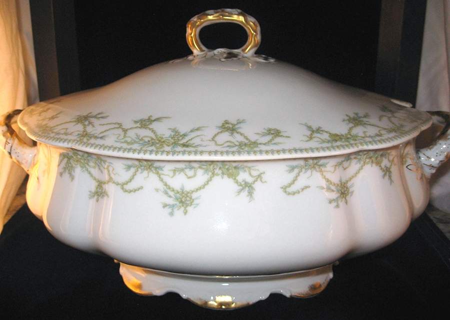 Schleiger 718c Tureen &  Lid by Haviland-1