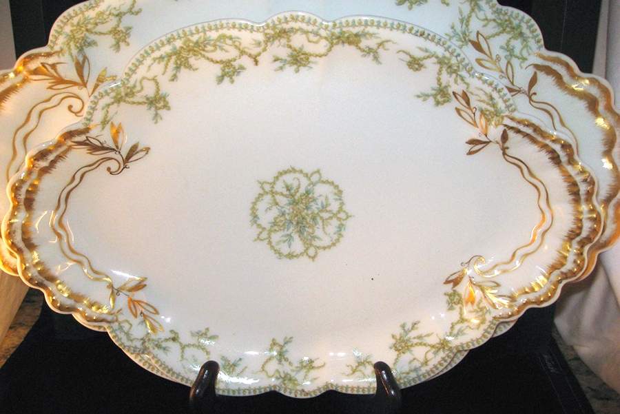 Schleiger 718c 11" Oval Serving Platter by Haviland-1