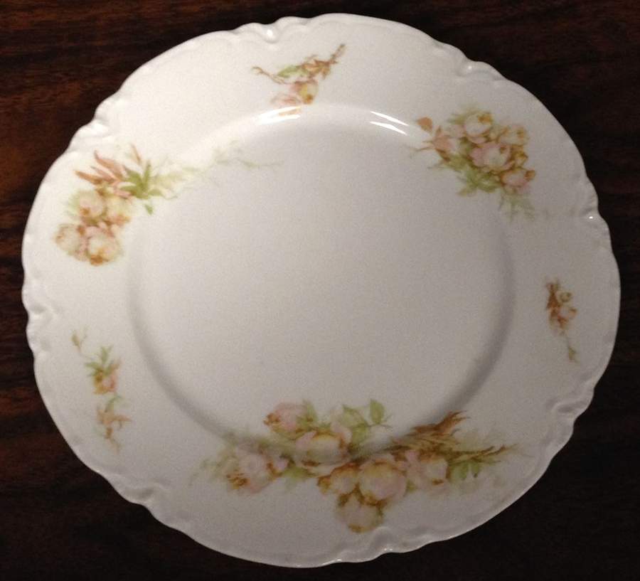 Schleiger 655a Dinner Plate by Haviland-1