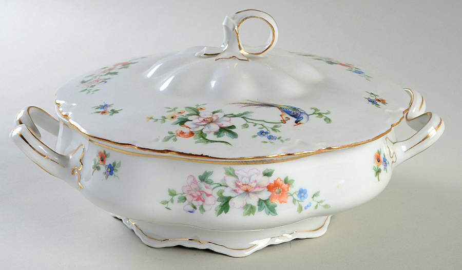 HC542 Round Covered Vegetable by Heinrich - H&C-1