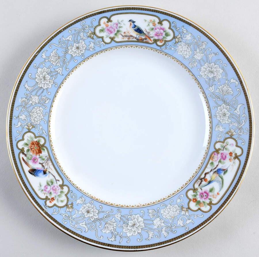 HUT683 Dinner Plate by Hutschenreuther-1
