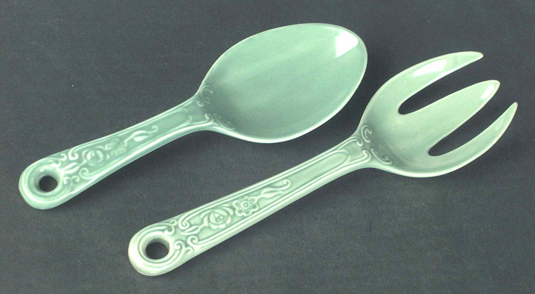 Fiesta Kitchen Kraft Solid 2pc Salad Set by Homer Laughlin -1