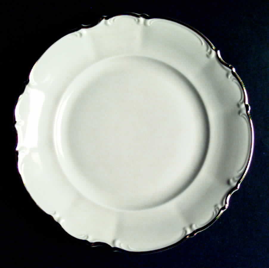 HUT685 Salad Plate by Hutschenreuther-1