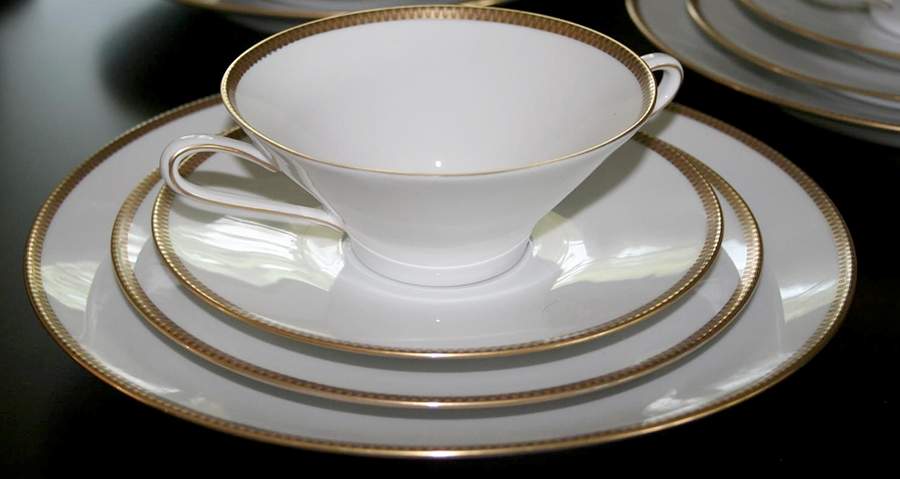 03819 Flat Cream Soup Bowl & Saucer Set by Hutschenreuther-1