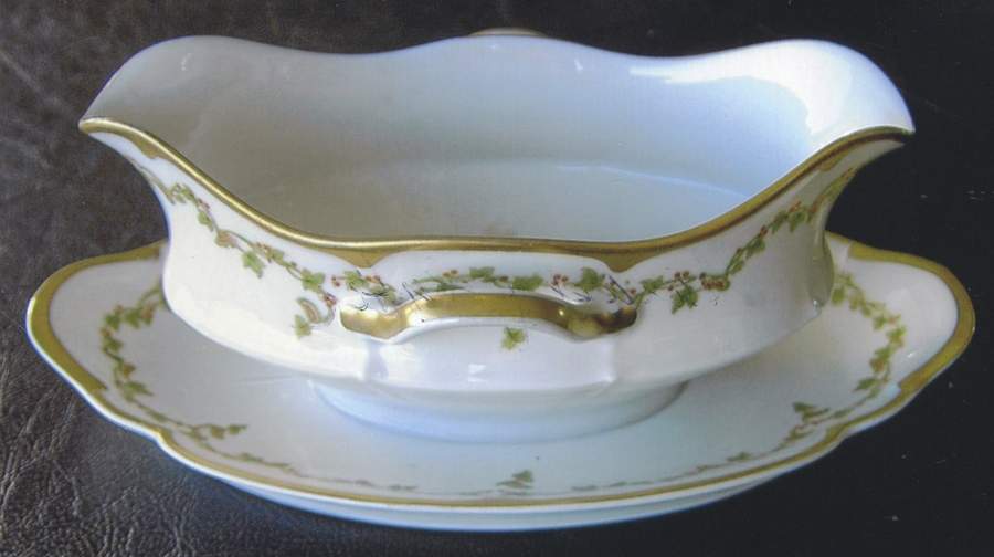 Schleiger 870 Gravy Boat & Underplate by Haviland-1
