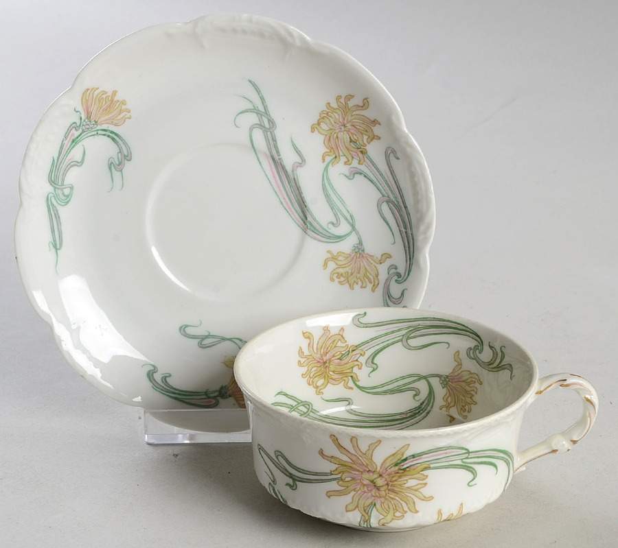 Schleiger 492A Flat Cup & Saucer Set by Haviland-1