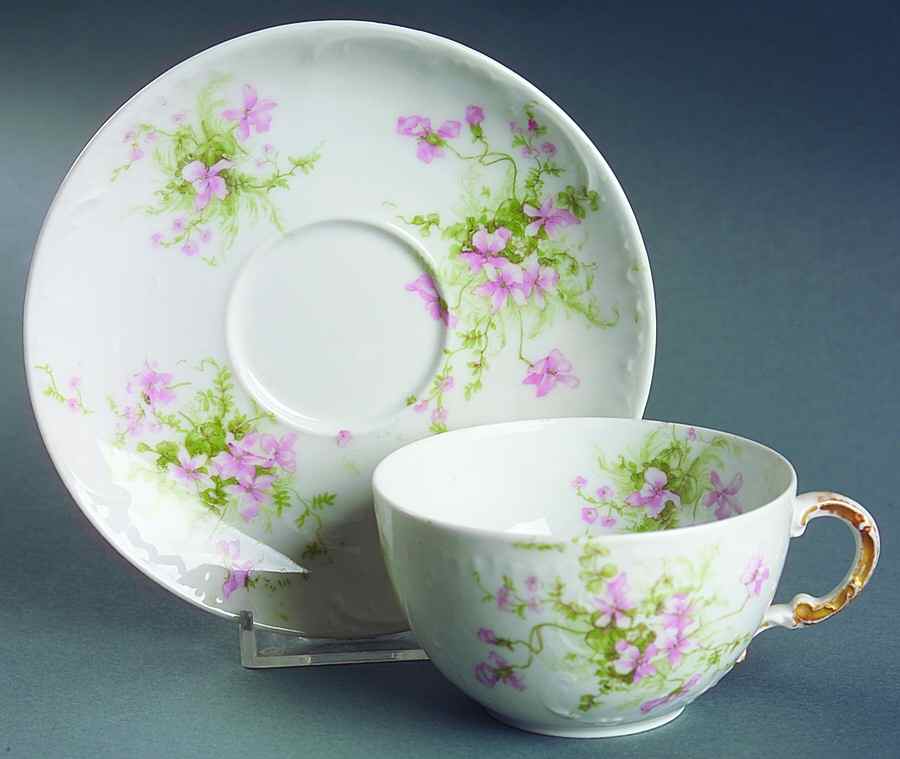 Schleiger 157a Flat Cup & Saucer Set by Haviland-1