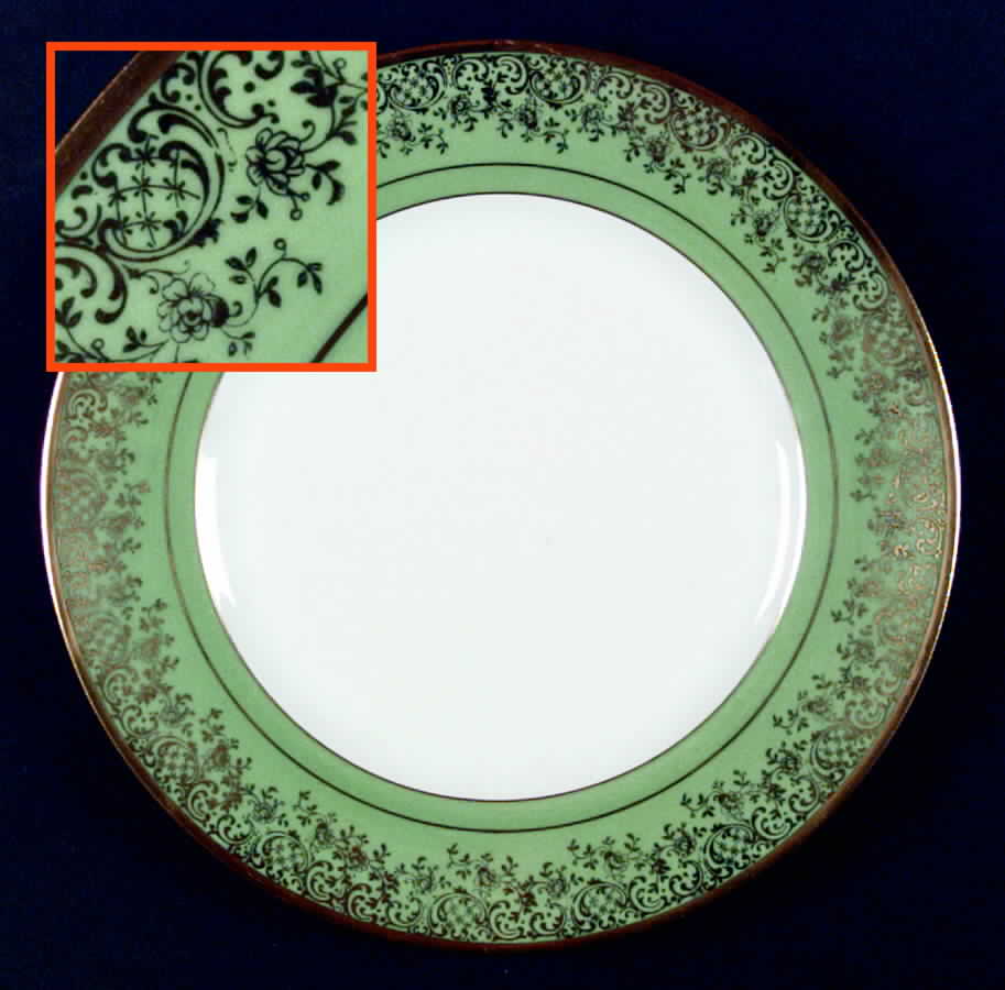 HUT301 Green Dinner Plate by Hutschenreuther-1