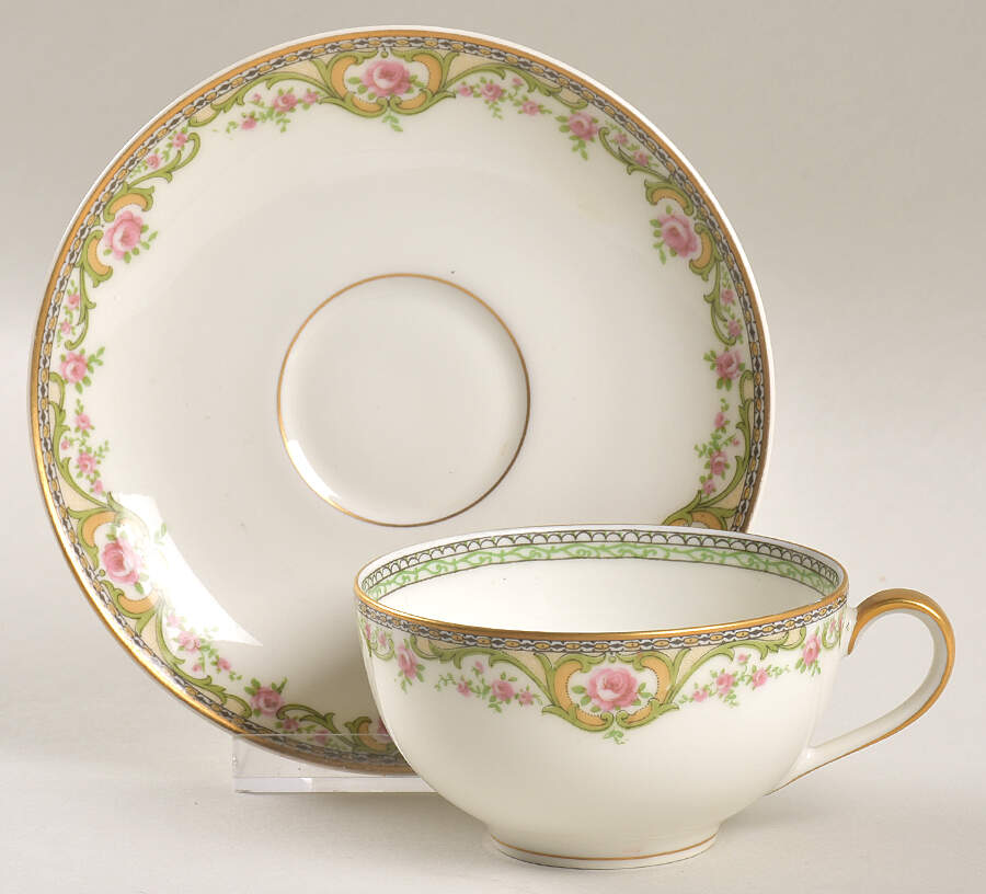 Schleiger 614-1 Footed Cup & Saucer Set by Haviland-1