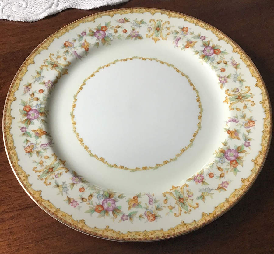 HIN13 Dinner Plate by The Hinode-1