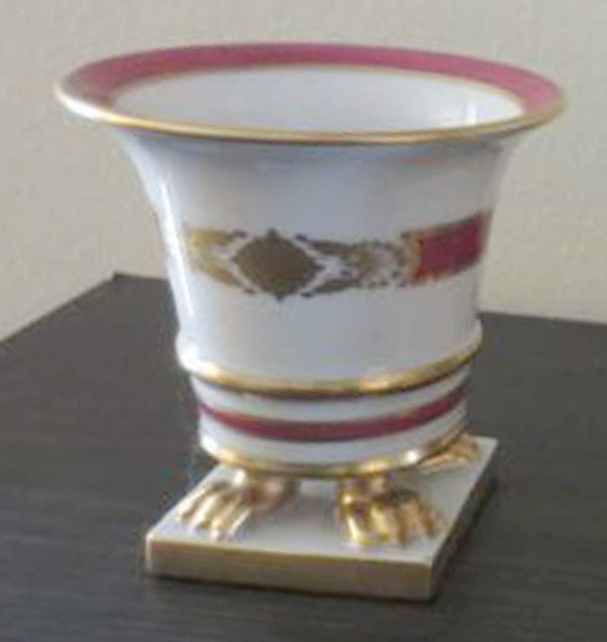 D'Or Rasberry 4" Claw Footed Vase by Herend-1