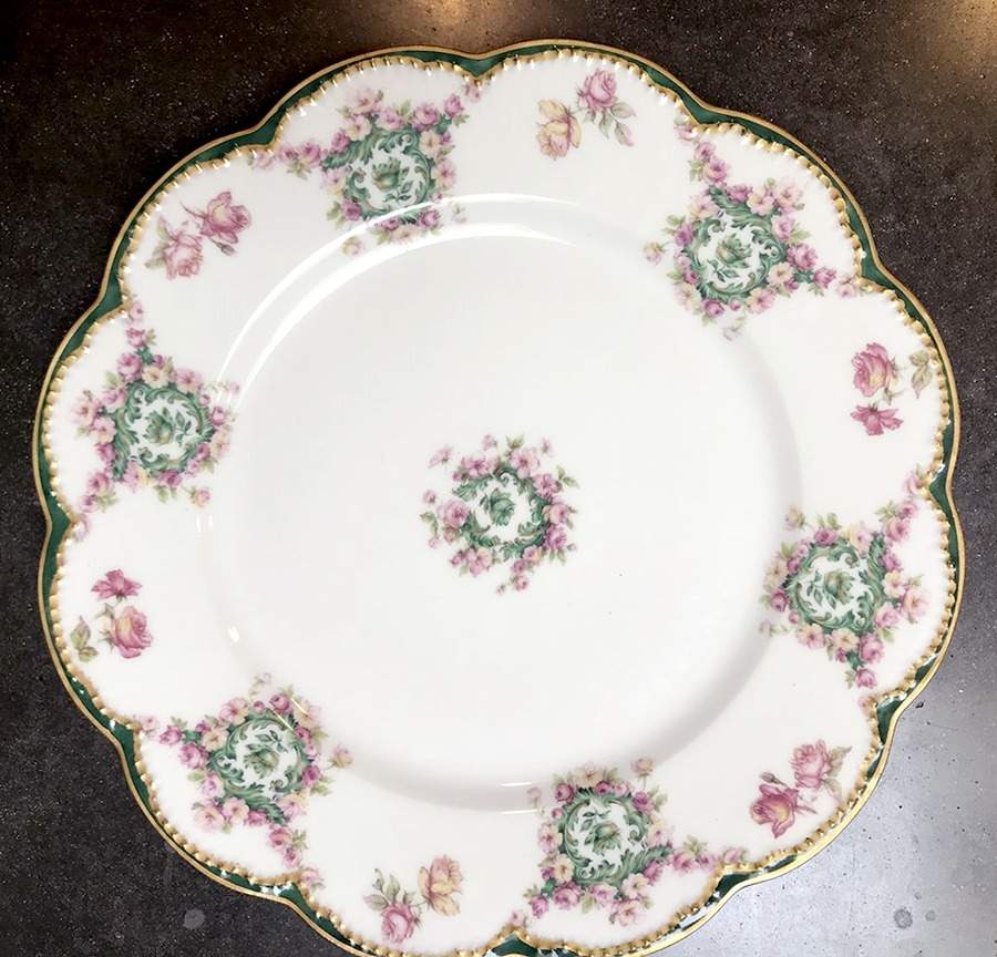 H909 Dinner Plate by Haviland-1