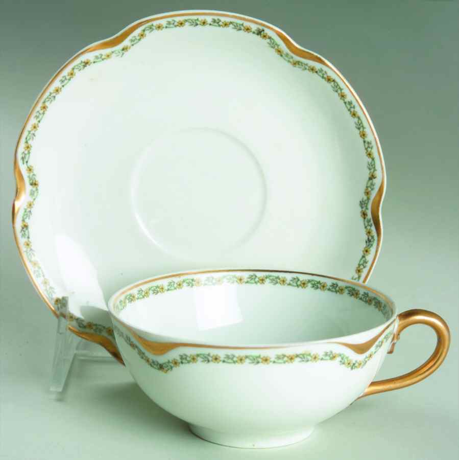 Schleiger 559 Flat Cup & Saucer Set by Haviland-1