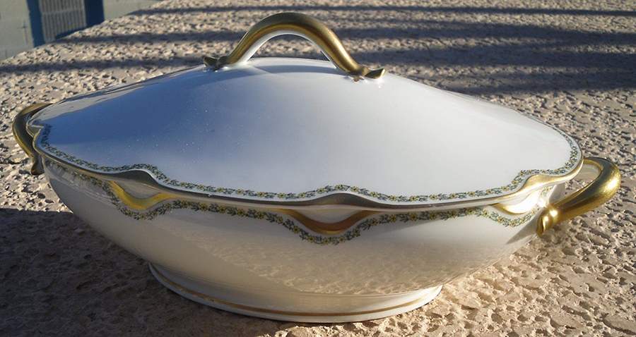 Schleiger 559 Oval Covered Vegetable by Haviland-1