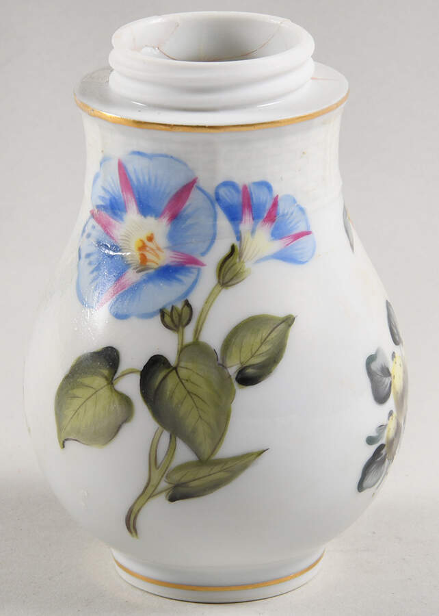 Fruits Necker Sugar Shaker No Lid by Herend-1