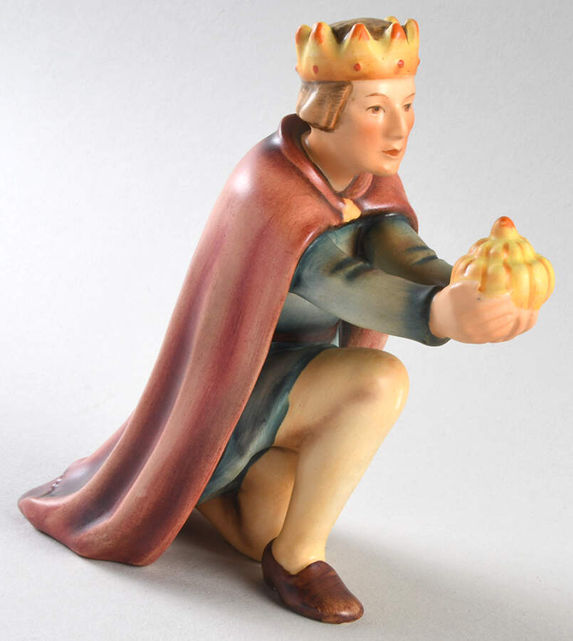 Nativity-Colored Tm2-King Kneeling - No Box by M.I. Hummel-1