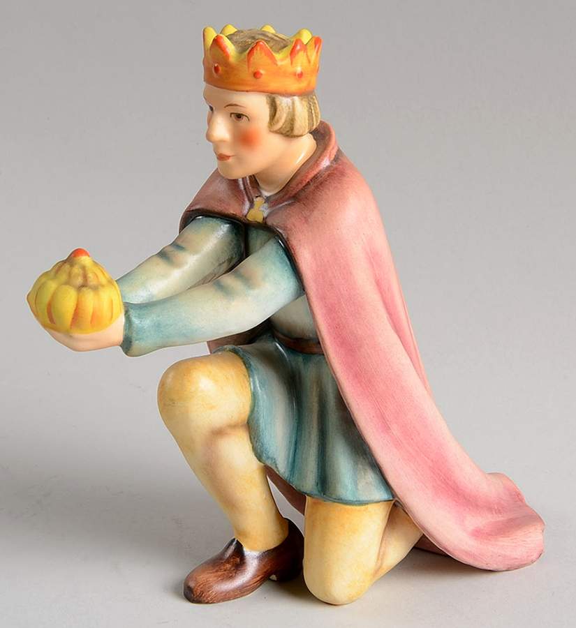 Nativity-Colored Tm4-King Kneeling - No Box by M.I. Hummel-1