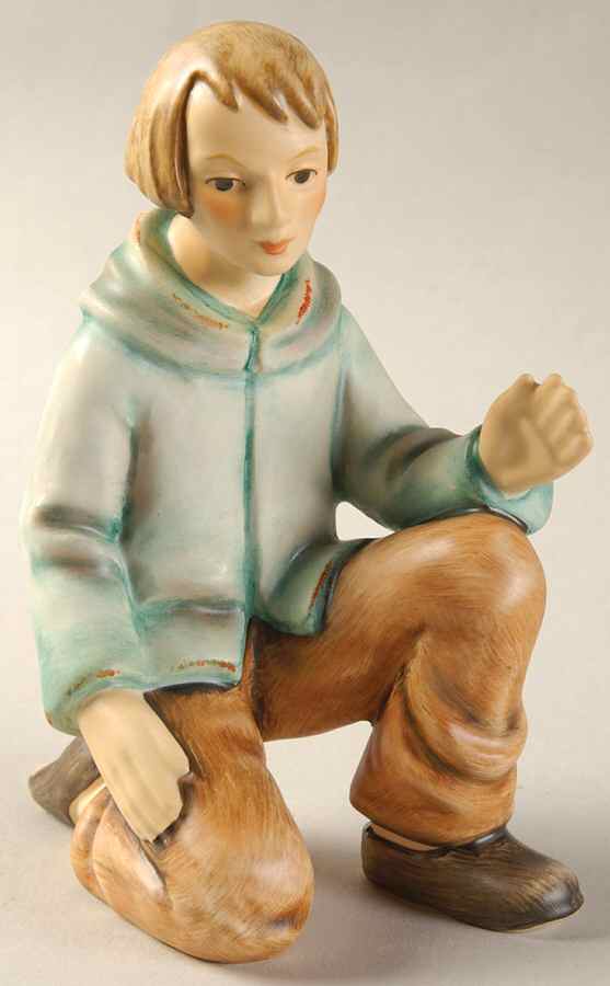 Nativity-Colored Tm8-Shepherd Kneeling - No Box by M.I. Hummel-1