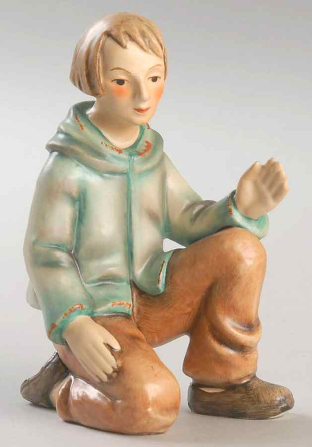 Nativity-Colored Tm3-Shepherd Kneeling - No Box by M.I. Hummel-1