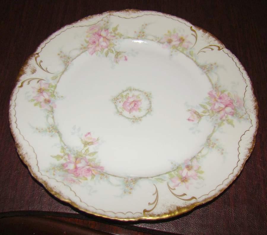 Schleiger 1067b Dinner Plate by Haviland-1