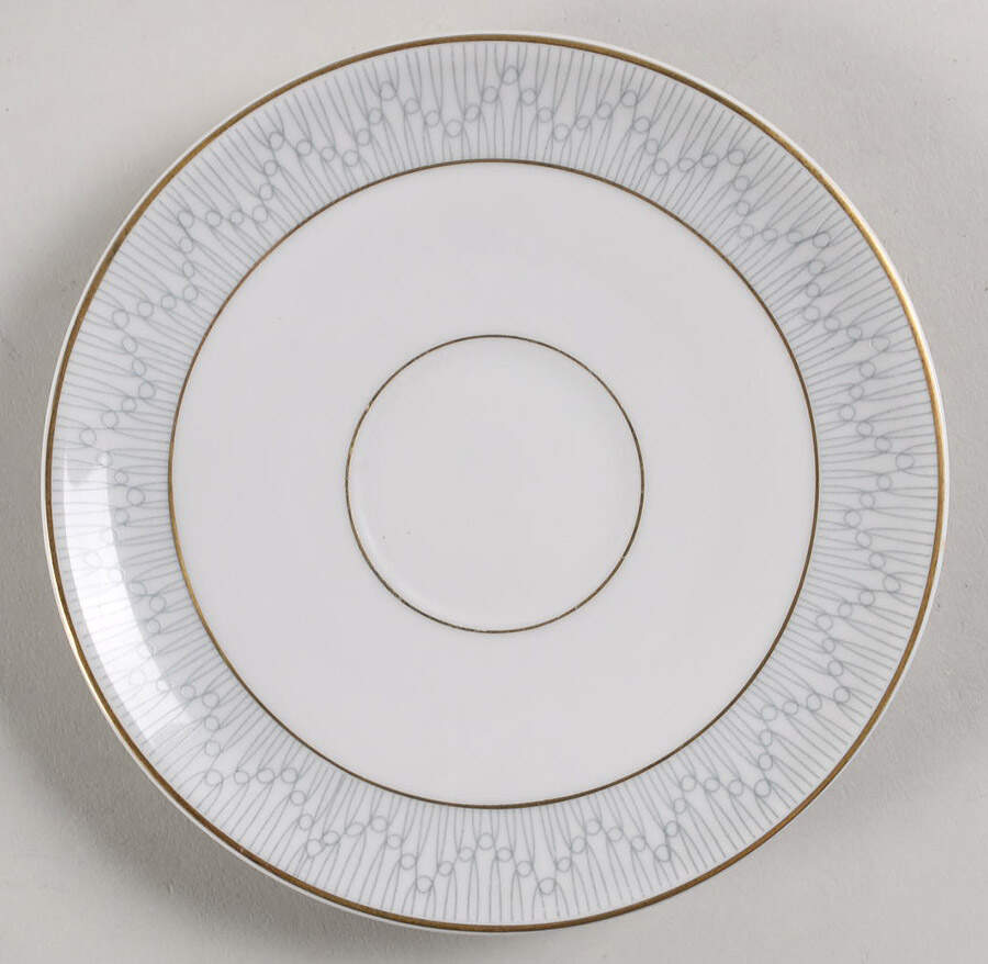 03822 Saucer by Hutschenreuther-1