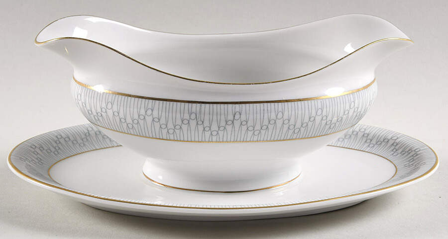 03822 Gravy Boat with Attached Underplate by Hutschenreuther-1