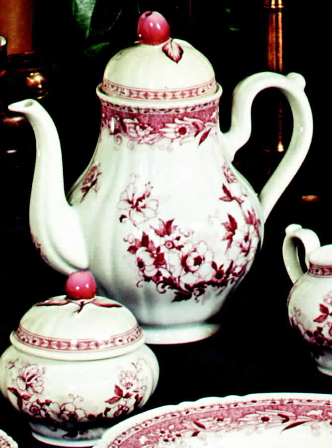 Red Flower Coffee Pot & Lid by Hutschenreuther-1