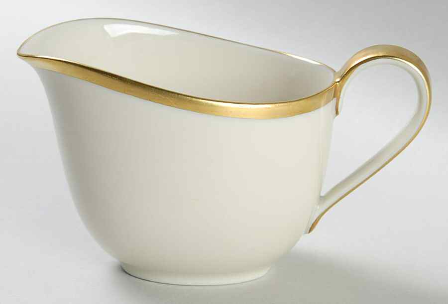 30864 Creamer by Hutschenreuther-1
