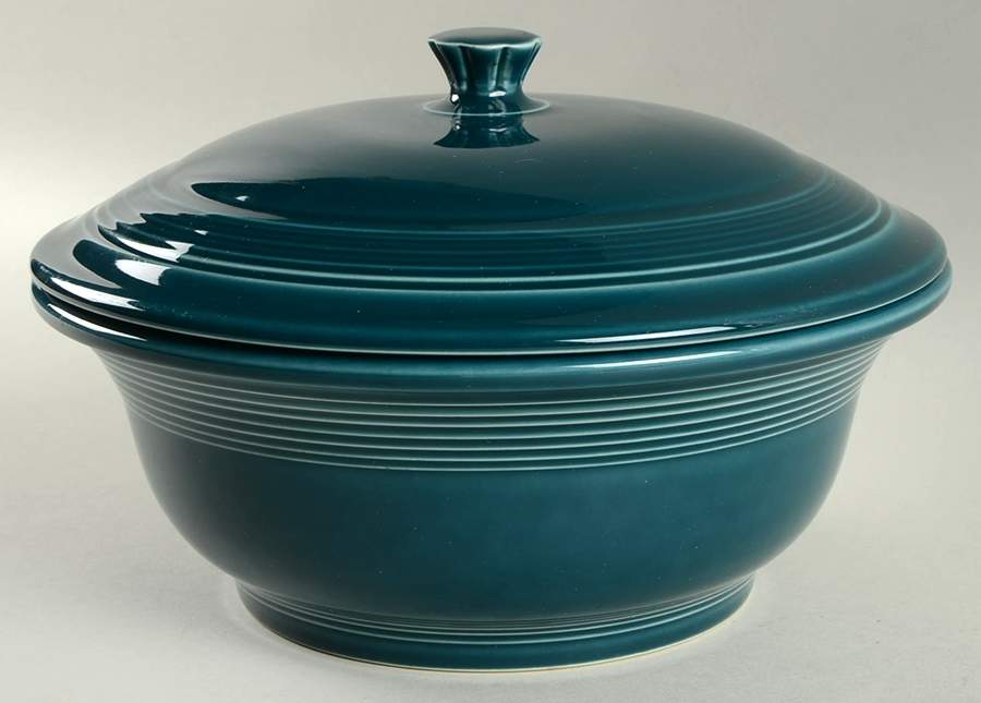 Fiesta Juniper (Intro 1999) 2 Qt Round Covered Casserole (MB 9 Base) by Homer Laughlin -1