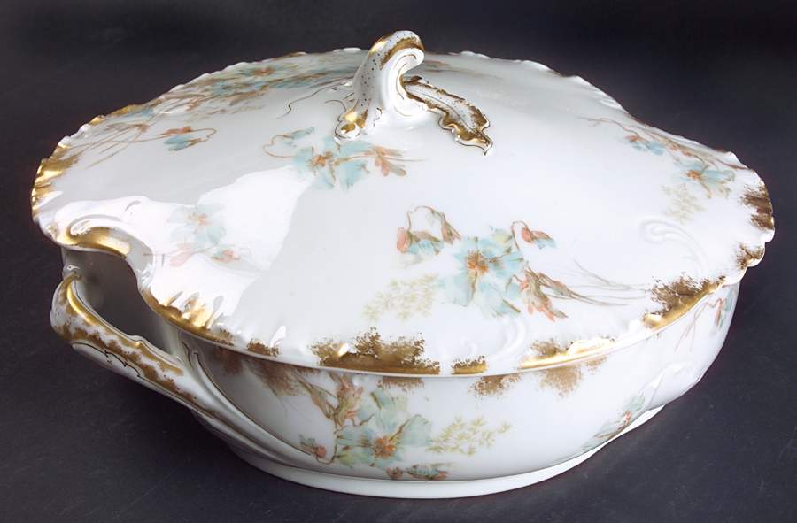 Schleiger 54-8 Oval Covered Vegetable by Haviland-1