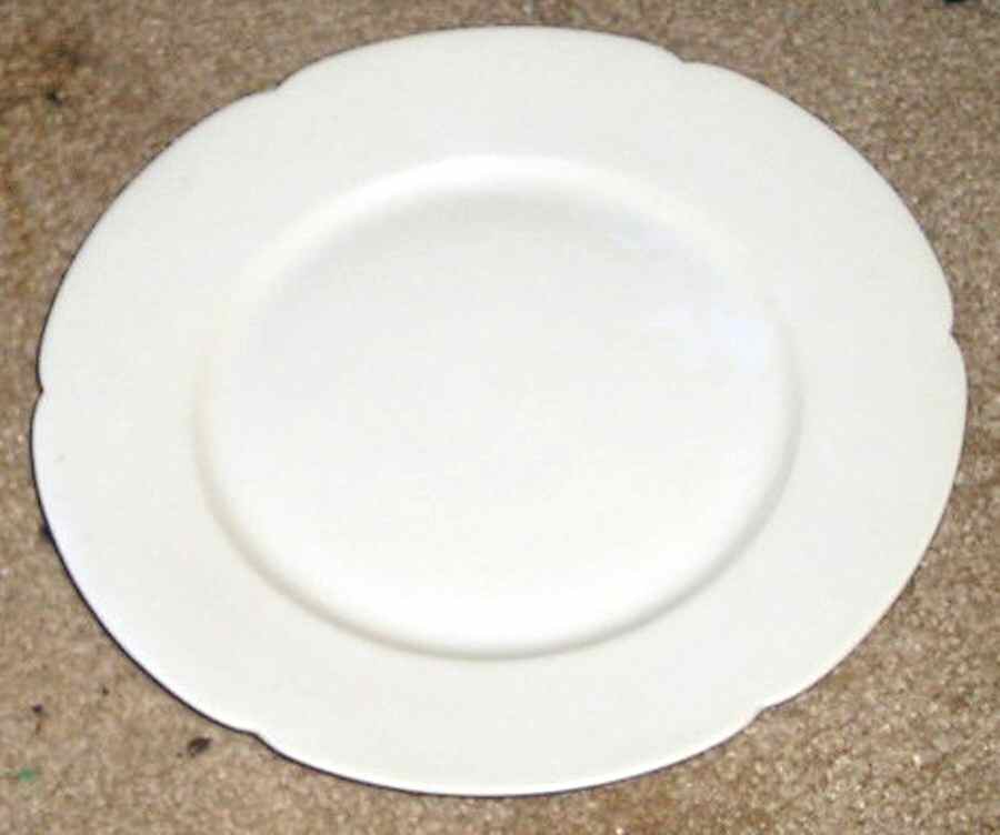 Schleiger 591 Dinner Plate by Haviland-1