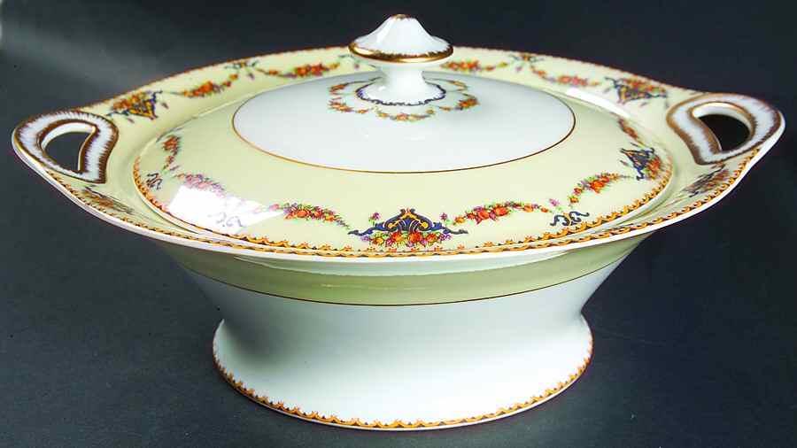 Pomona (Cream, Gold Verge) Round Covered Vegetable by Haviland-1