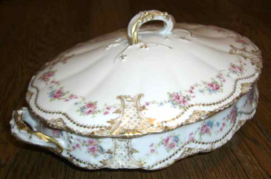 H966 Oval Covered Vegetable by Haviland-1