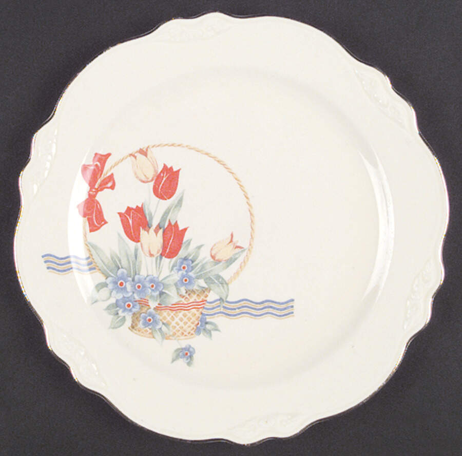 Tulips In A Basket Luncheon Plate by Homer Laughlin -1