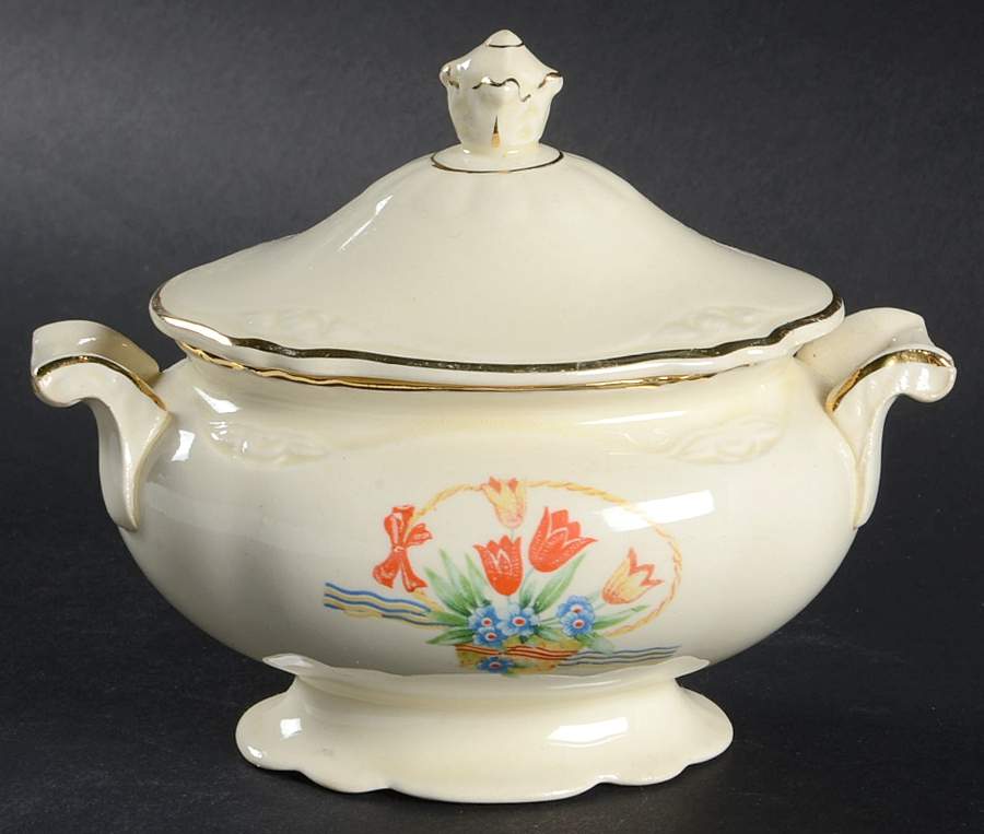 Tulips In A Basket Sugar Bowl & Lid by Homer Laughlin -1
