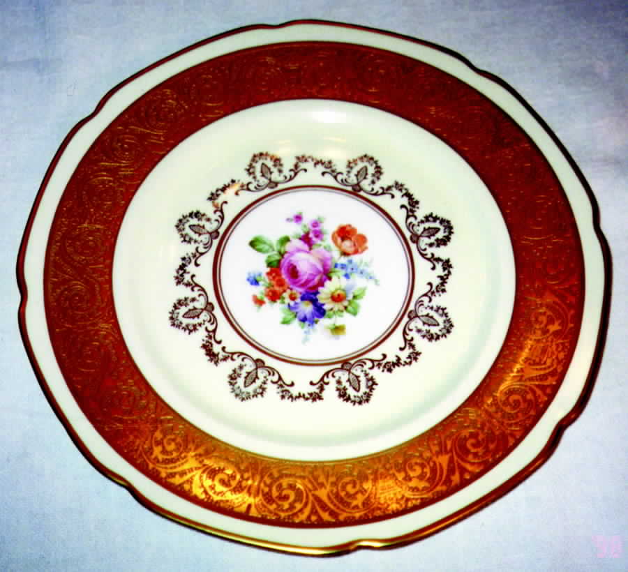 HUT725 Dinner Plate by Hutschenreuther-1