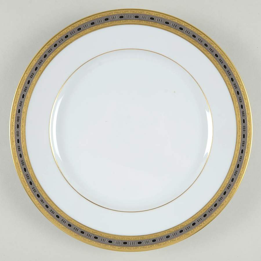 Prince De Conde Dinner Plate by Haviland-1
