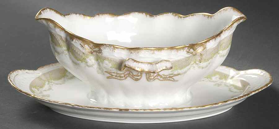Schleiger 1260-1 Gravy Boat with Attached Underplate by Haviland-1