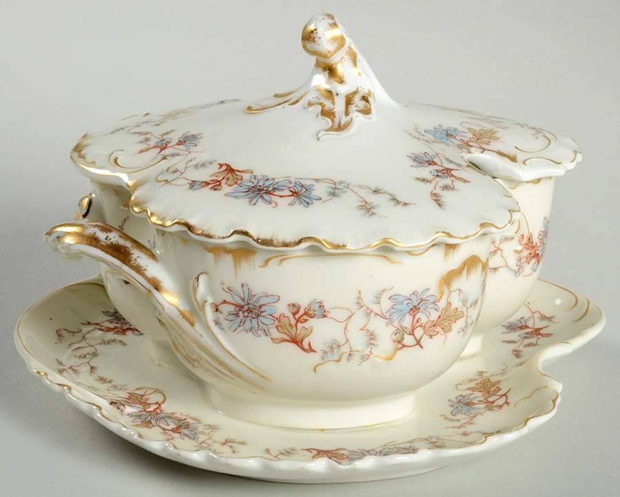 Schleiger 478A Gravy Boat w/Attached Underplate & Lid by Haviland-1